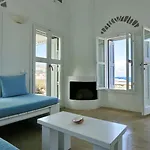 Villa Folegandros Aspropounta Double Beachfront