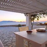 Folegandros Aspropounta Double Beachfront * Karavosztászisz