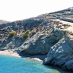 Folegandros Aspropounta Double Beachfront Villa *