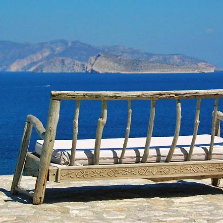 Folegandros Aspropounta Double Beachfront ヴィラ カラボスタシス