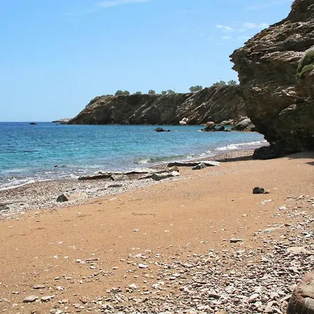Folegandros Aspropounta Double Beachfront カラボスタシス