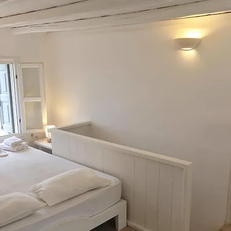 Folegandros Aspropounta Double Beachfront カラボスタシス