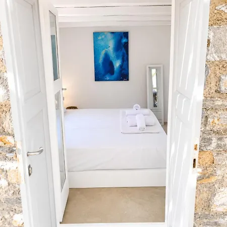 Folegandros Aspropounta Double Beachfront Karavostasis (Folegandros)