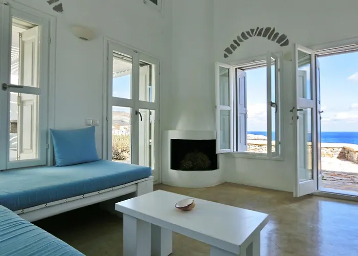 Villa Folegandros Aspropounta Double Beachfront