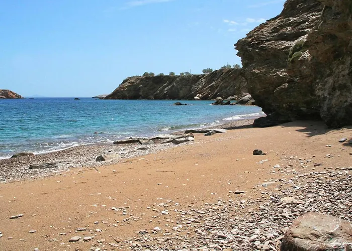 Folegandros Aspropounta Double Beachfront Karavostasis (Folegandros)