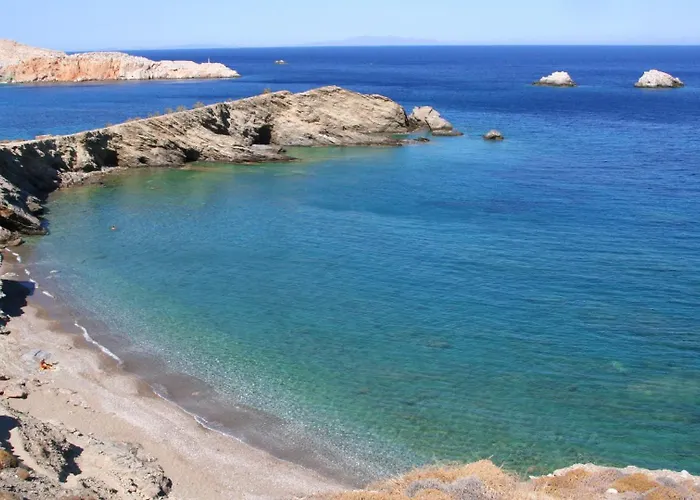 Folegandros Aspropounta Double Beachfront Villa *