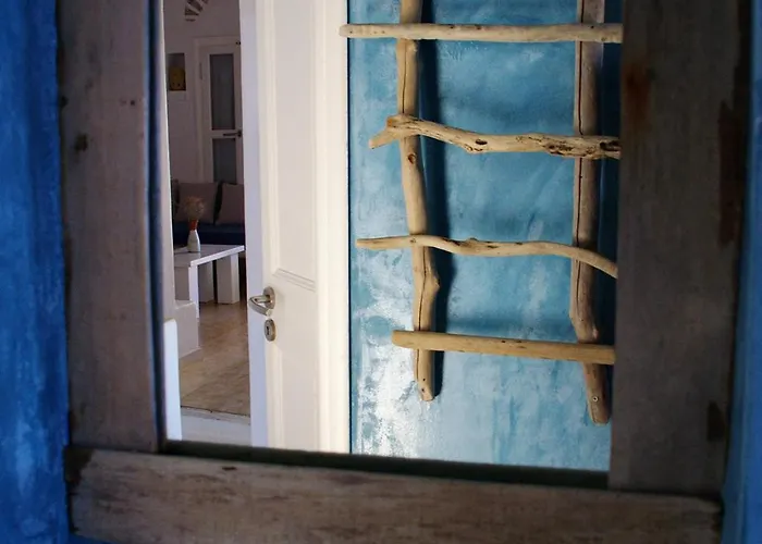 Folegandros Aspropounta Double Beachfront Villa Karavostasis (Folegandros)