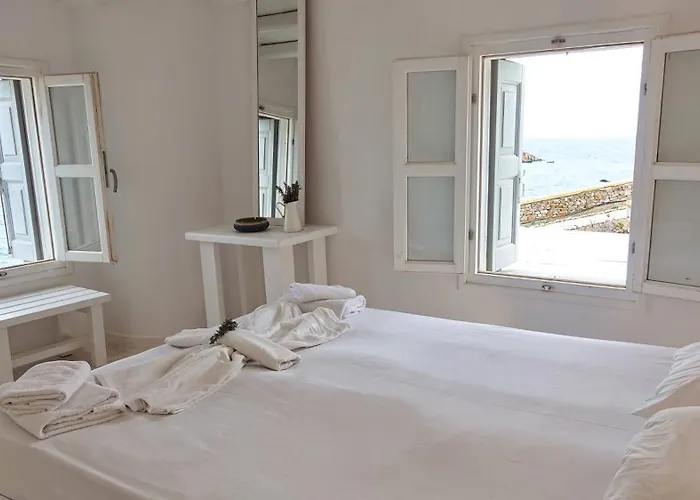 Folegandros Aspropounta Double Beachfront